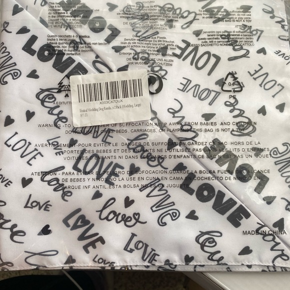 Realeaf Dog Bandana, Triangle Reversible Love Pet Scarf for boys or girls,NWT - Picture 9 of 9